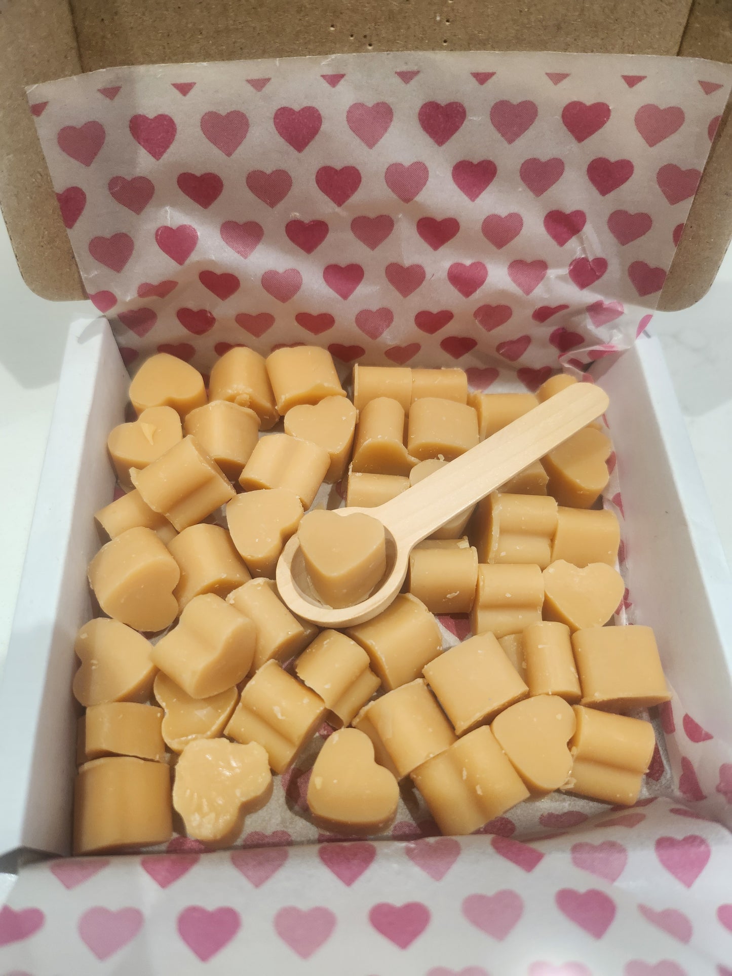 Heart wax melt scoopies box