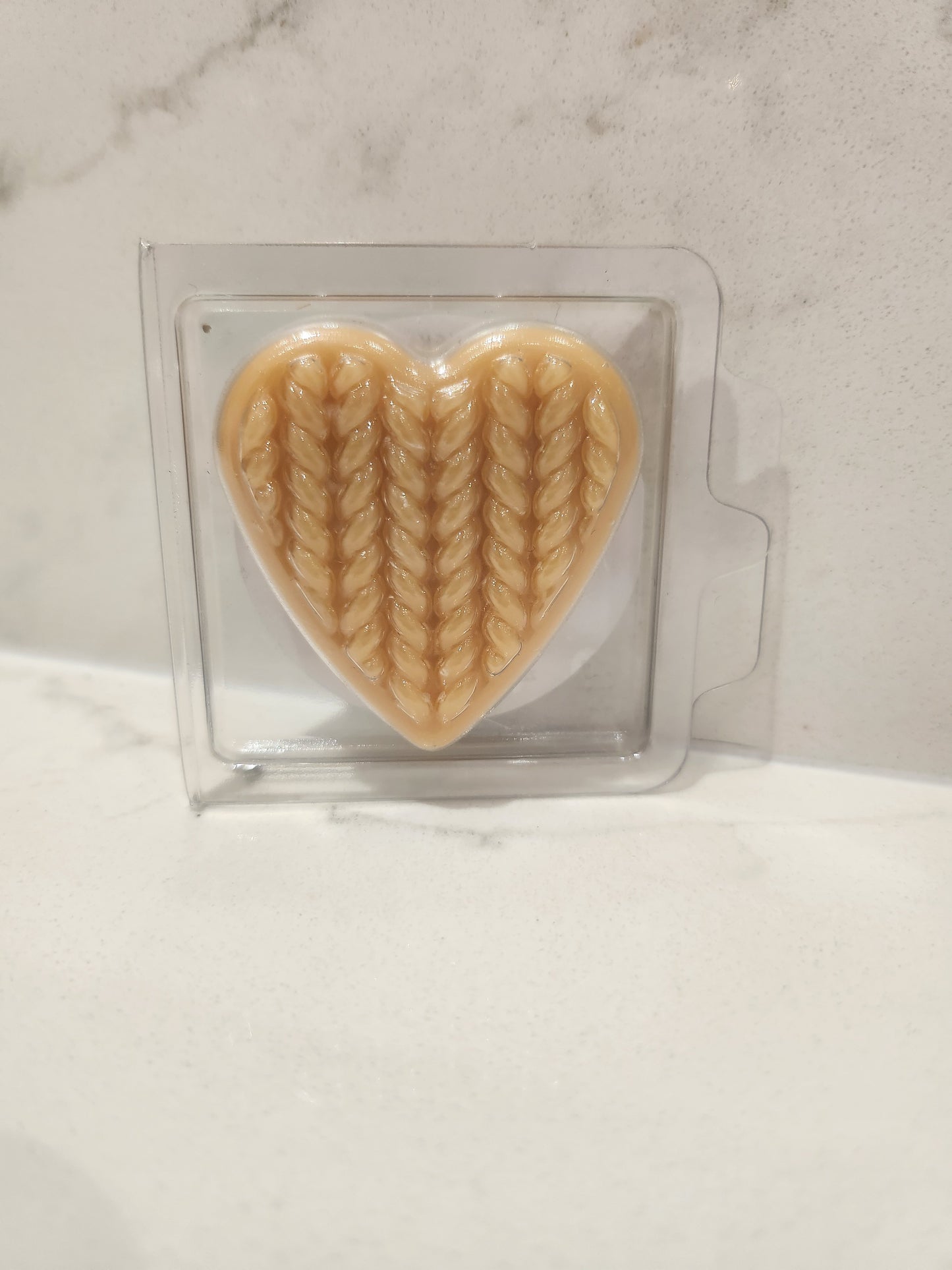 Wax Melt Heart Clamshell